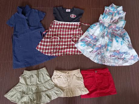 Saty a sukne 122, 122