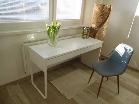 Stol písací biely  142 x 50 cm + stolička pevná,, 