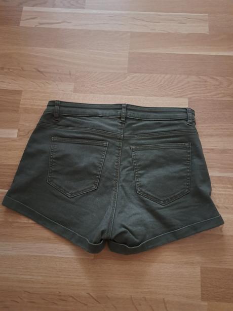 Šortky, h&m,36