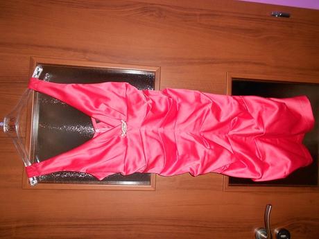 Krátke spoločenské lososové šaty, 36