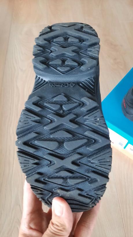 Snehule, columbia,32