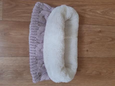 Šál, tunel, clockhouse