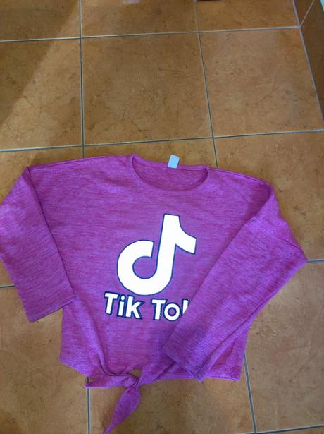 Dievčenské tričká 2 ks, 140