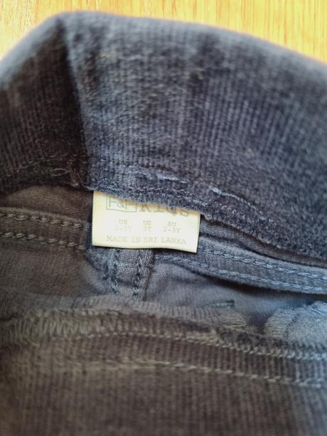 B1821 legíny, menčestrové, f&f,98