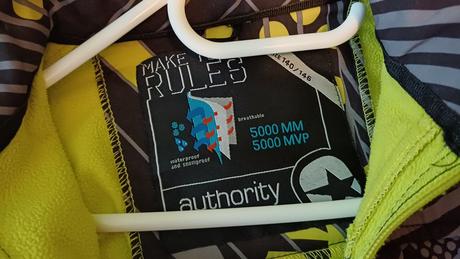 Softshellová bunda, authority,146