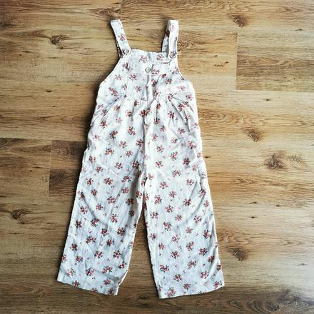 Kvetinový overal, zara,122