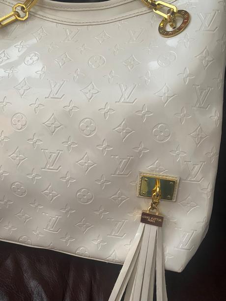 Štýlová biela kabelka, 