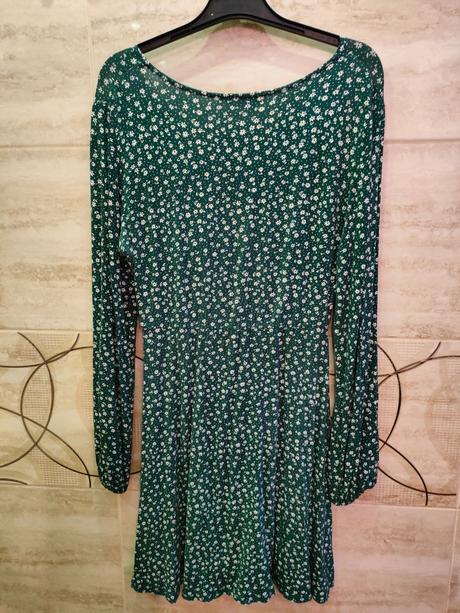 Šaty stradivarius, stradivarius,m