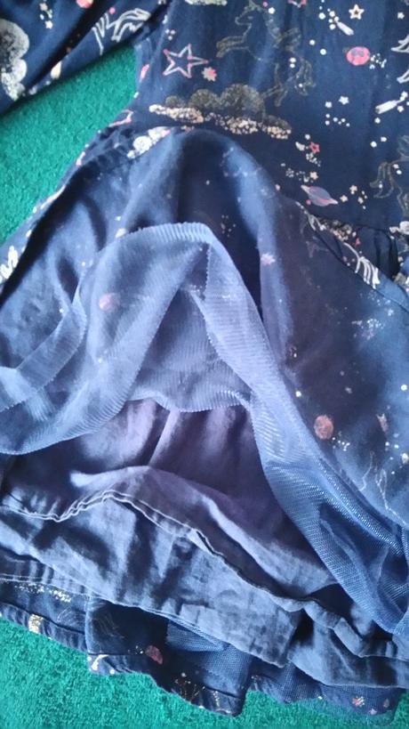 Konikove saty, s jednorozcom, marks & spencer,98