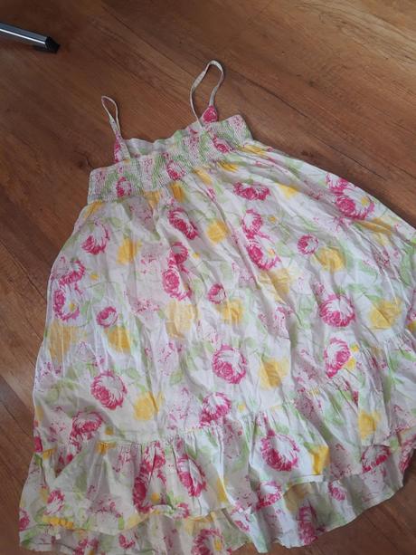 Dievcenske saty, 122