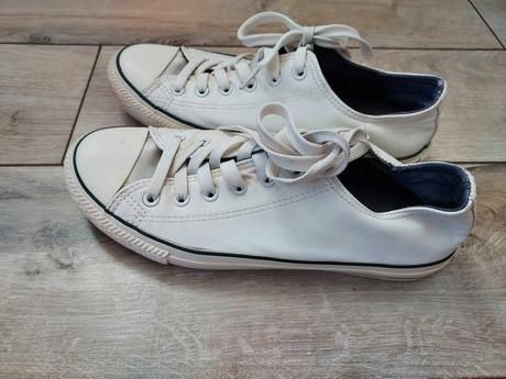 Biele tenisky velkost 39, 39