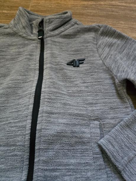 Mikina 4f č.122, 122