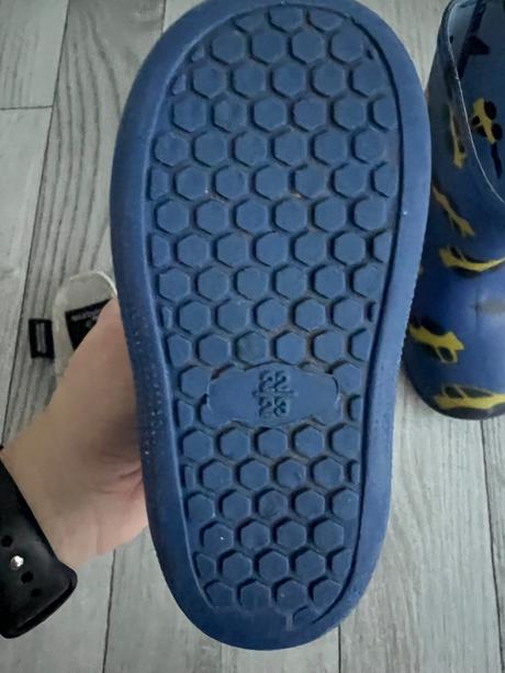 Gumáky 22/23, sinsay,23