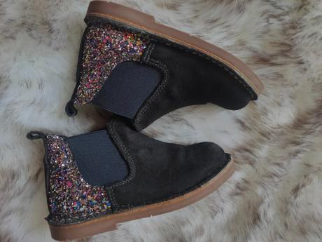 Kožené členkové topánky, 23