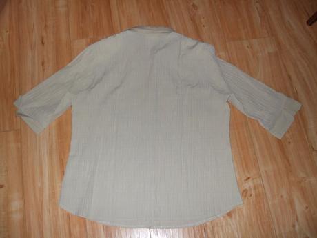 Blúzka s poštou, 44