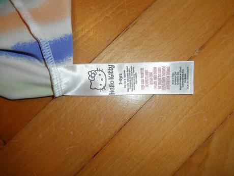 Plavky hellou kitty, 104