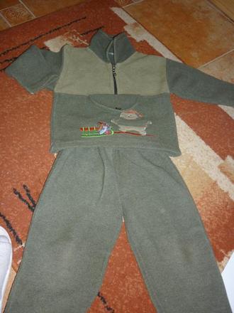 Flísová súpravka v šýle poľovníckom, 74