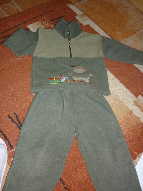 Flísová súpravka v šýle poľovníckom, 74