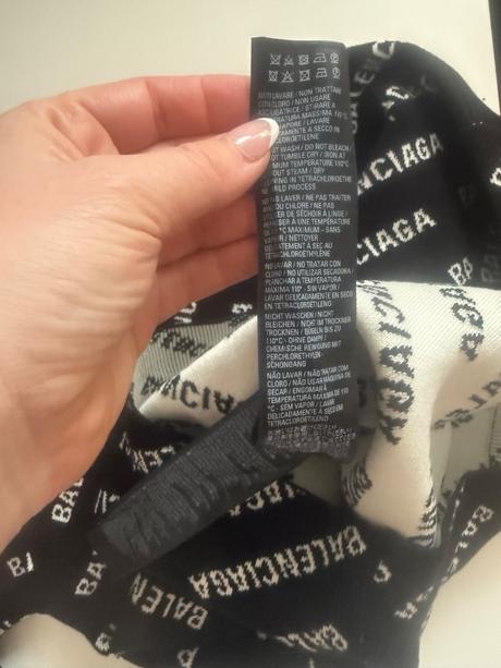 Balenciaga sveter xs, xs