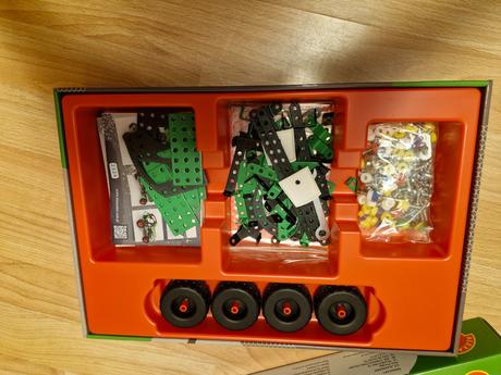 Konstrukcna stavebnica 1, 