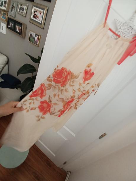 Elegantné saty betty blue pc 150eur, 40