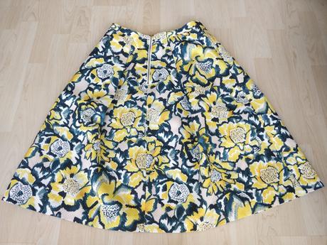Kvetovana sukňa h&m veľkosť 38, h&m,38