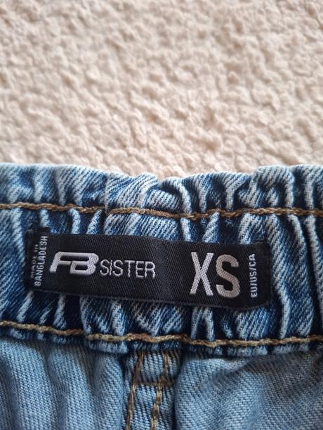 2 ks šortky, bershka,xs