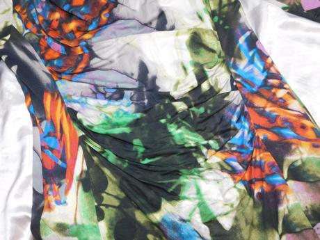 Luxusne upletove šaty, 46