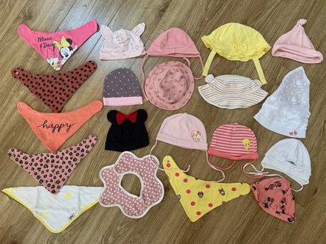 Čiapky + podbradníky 62-64, 62