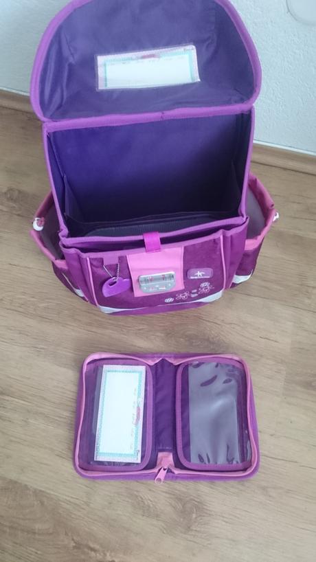 Školská taška a peračník, 