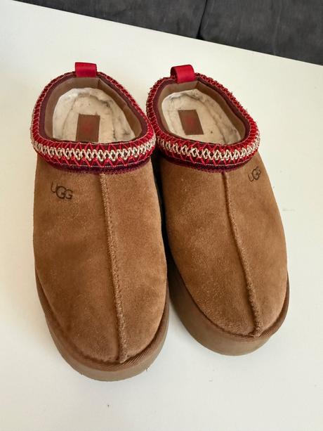 Ugg tazz 39, ugg,39