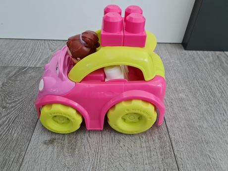 Detské dievčenské autíčko s kockami, 