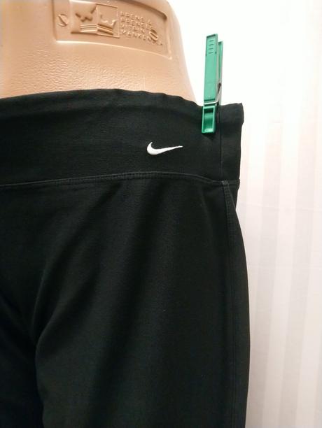 Dámske elastické čierne nohavicové tepláky nike, l, nike,l