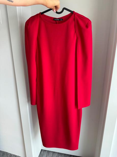 Červené spoločenské šaty boohoo, s