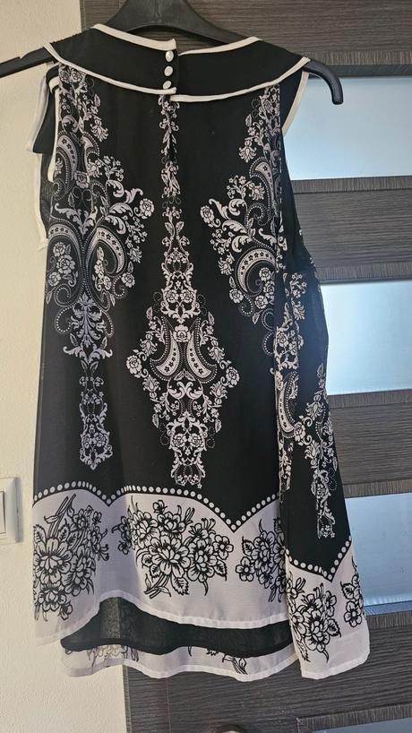 Krásny elegantný top bez rukávov, l
