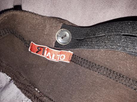 Tehotenské nohavice, 40