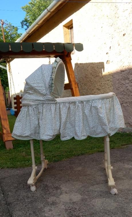 Postielka na kolieskach, šírka (cm): 50,dĺžka (cm): 90
