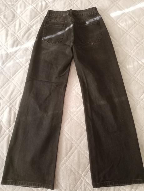 Roztrhané rifle, xs