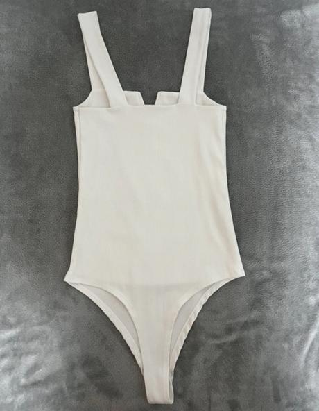 Biele body, xs
