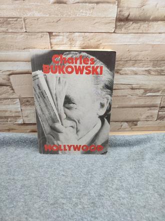 Hollywood - charles bukowski cz, 