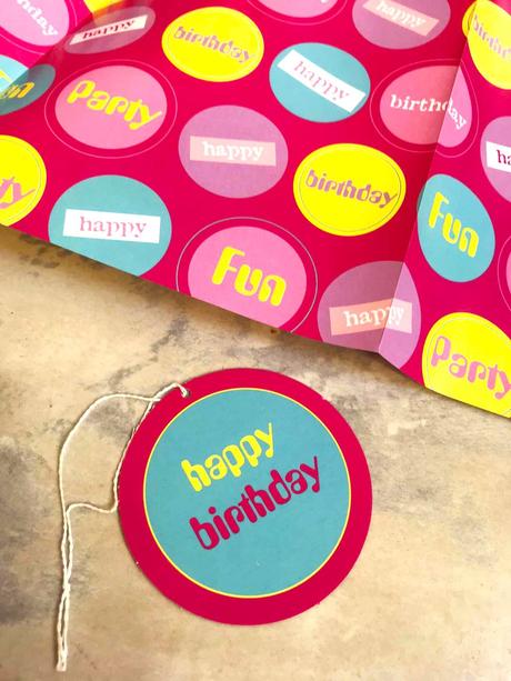 Zbytok darčekového papiera 2 ks,