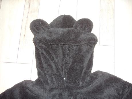 Plyšový pulóver, 152