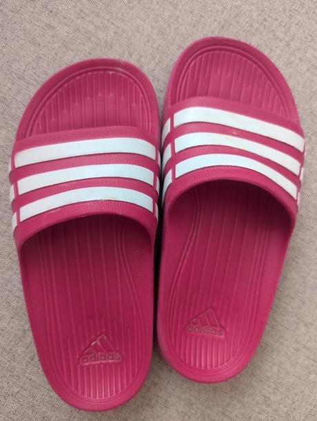 Šľapky, adidas,34