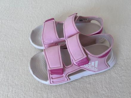 Adidas sandálky / šľapky na leto aj na plaváreň, adidas,31