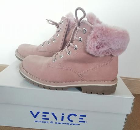 Zimne topanky zn. venice, deichmann,32