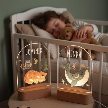 Detská nočná lampa s vlastným menom veľryba,