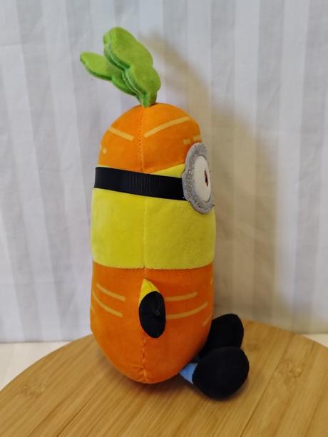 Zberateľský plyšový mimoň kevin mrkva jakala 31 cm, 