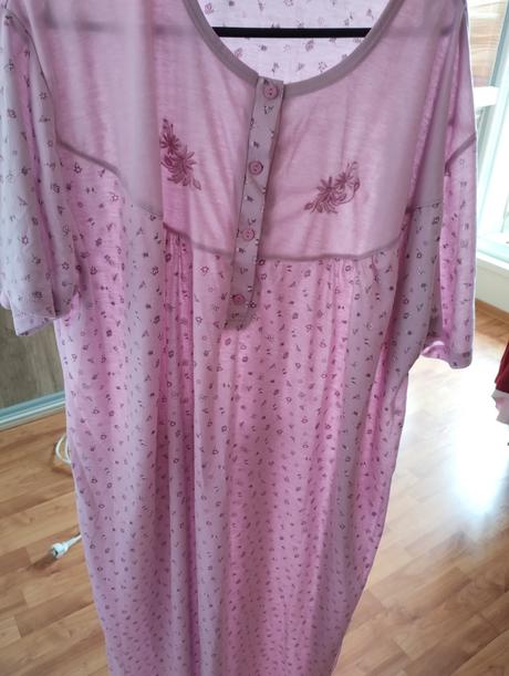 Nočná košeľa, 48