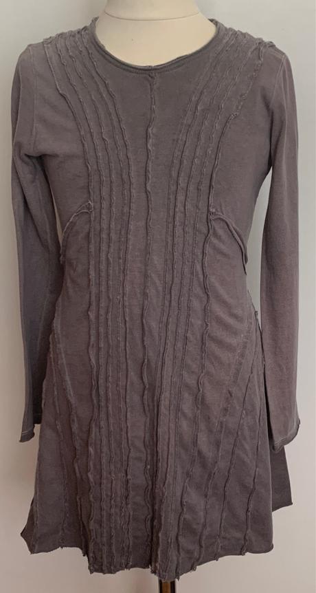 Benetton tunika, 122