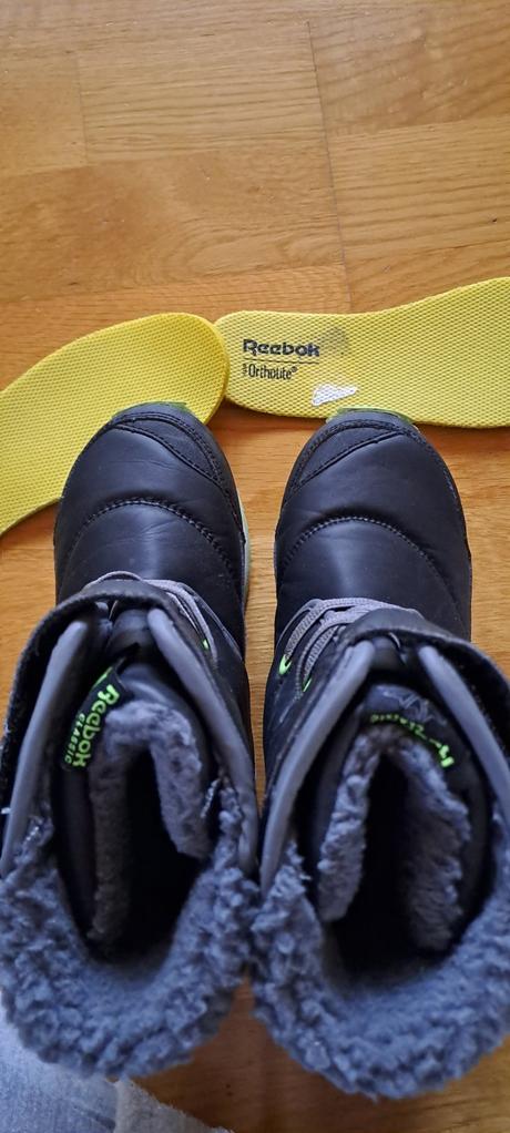 Zimne čižmy, reebok,29